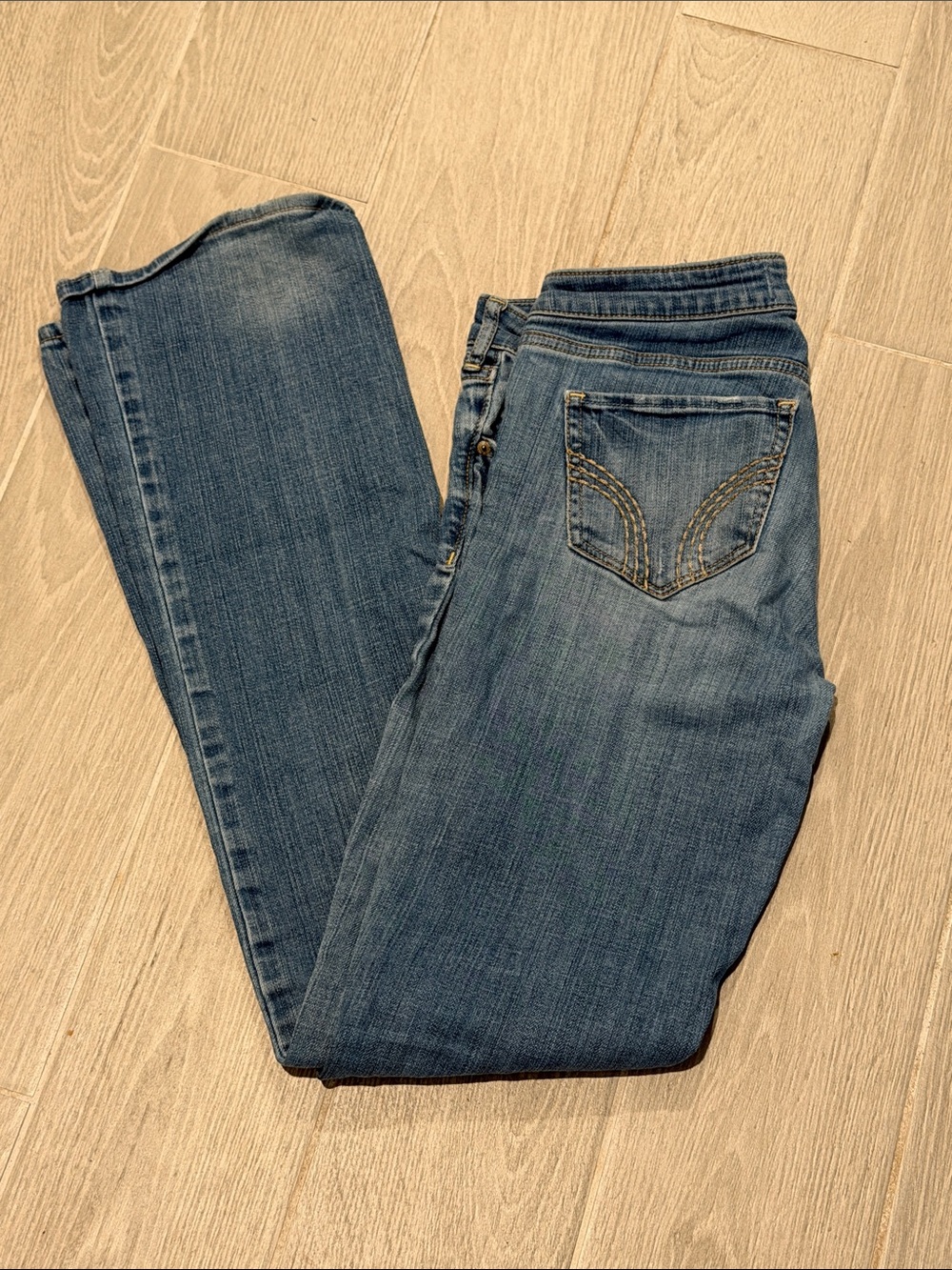Hollister Women's Straight Leg Blue Denim Jeans